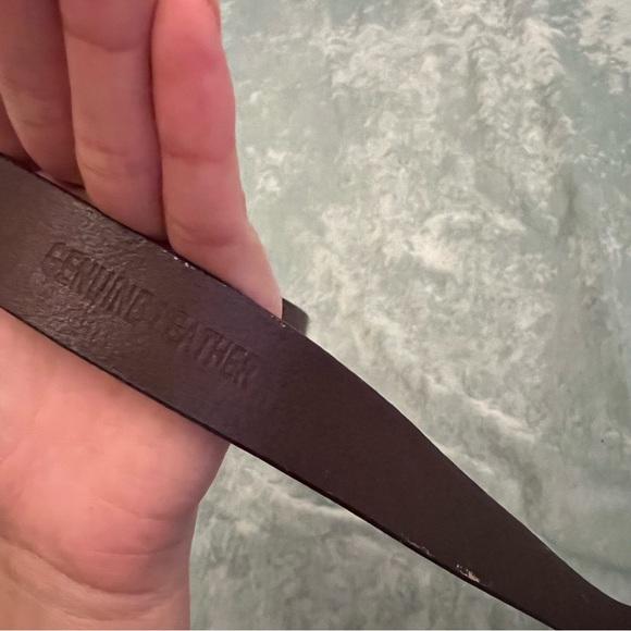 Brown Leather Embossed Floral Belt - Picture 3 of 6